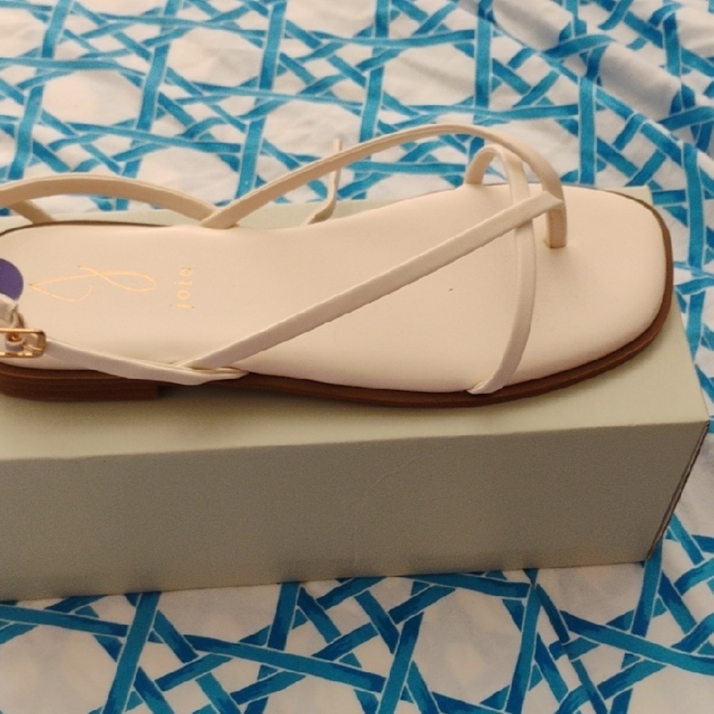 Elegant Cream Sandals